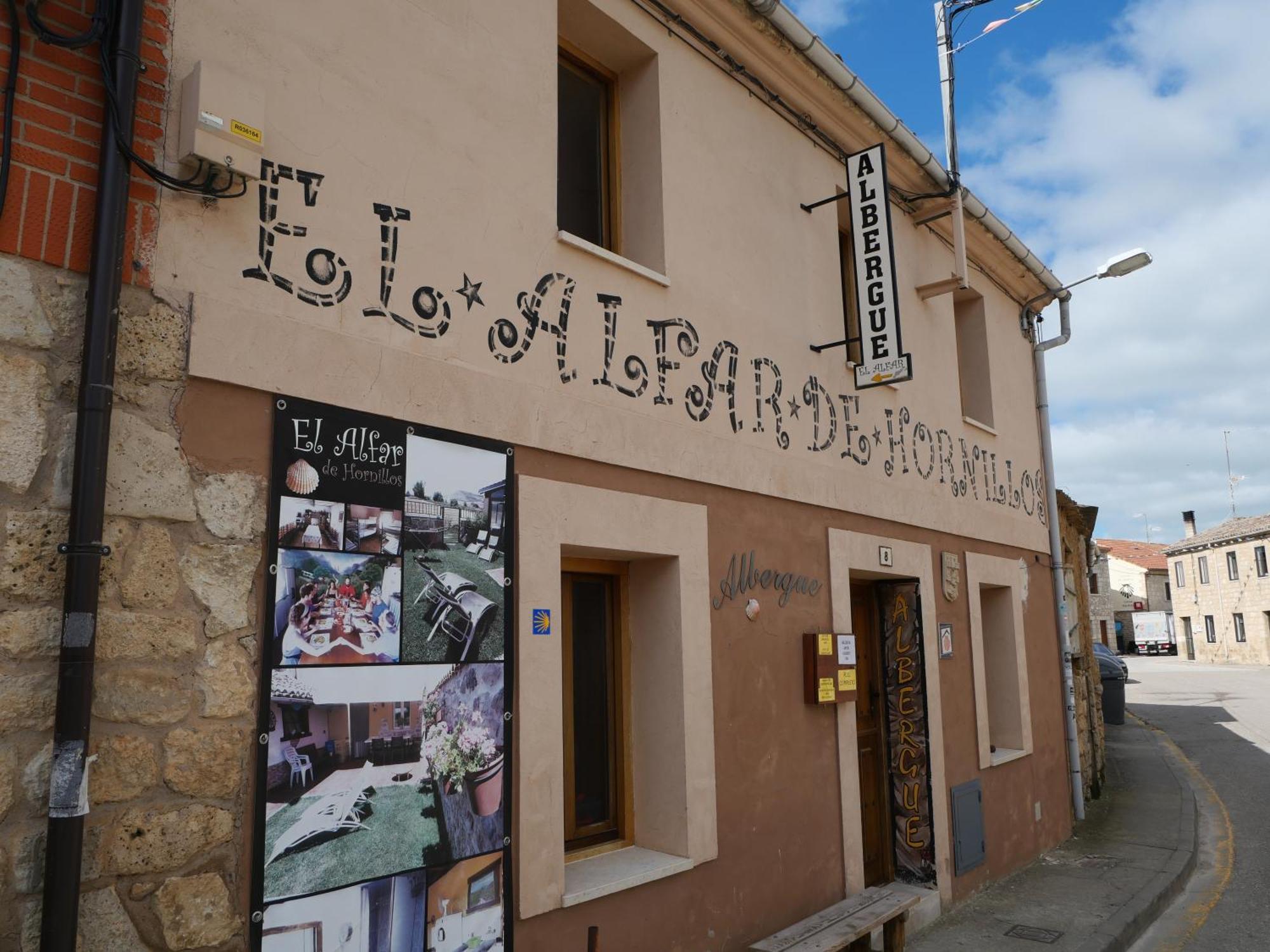 Albergue El Alfar/Pilgrim Hostel Hornillos del Camino Extérieur photo